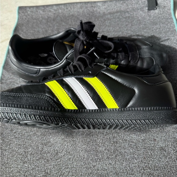 adidas Originals Samba OG - 10 - Picture 5 of 16